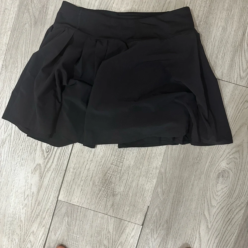 lululemon athletica Black Circle Skater Mini Skirt